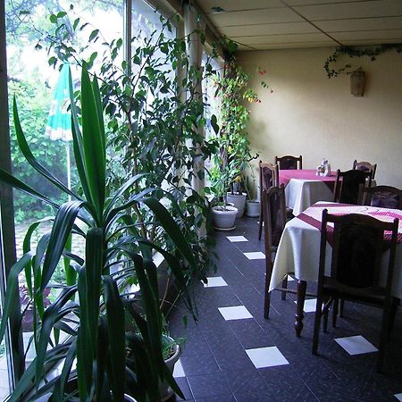 Guest House Zodiac Samoko Dış mekan fotoğraf